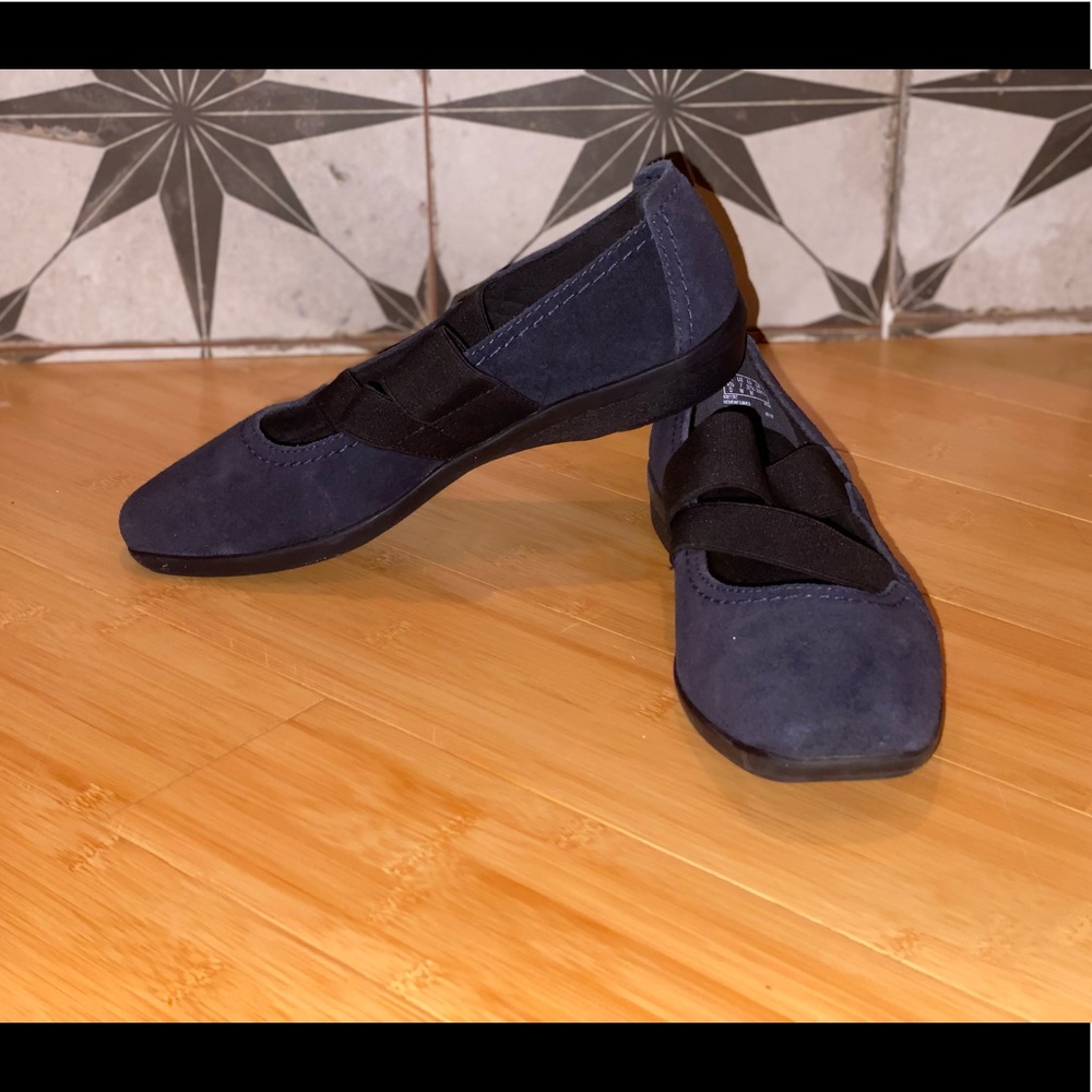 CLARKS Collection Soft Cushion Ballerina Blue Suede Shoes Size 7